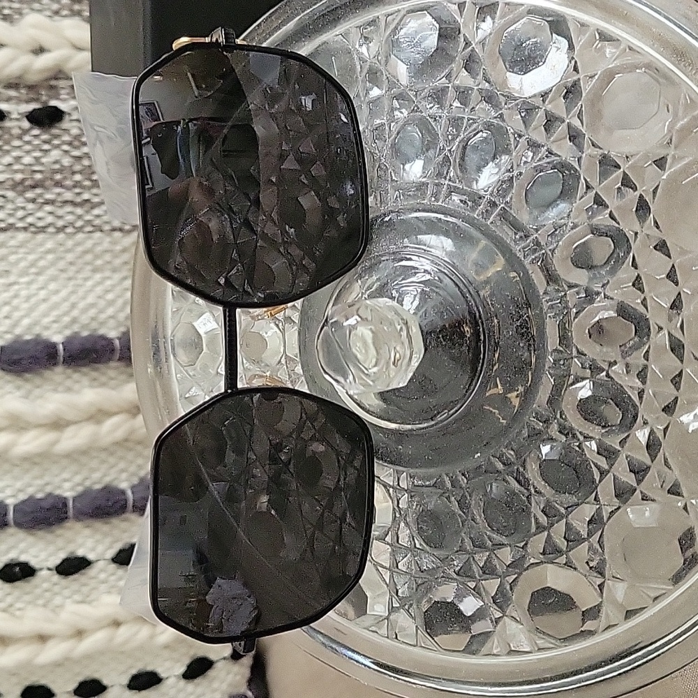 Versace Ve2248 55mm Hexagonal Sunglasses, Medusa Temple Hardware,  Matte Blk - Picture 2 of 13